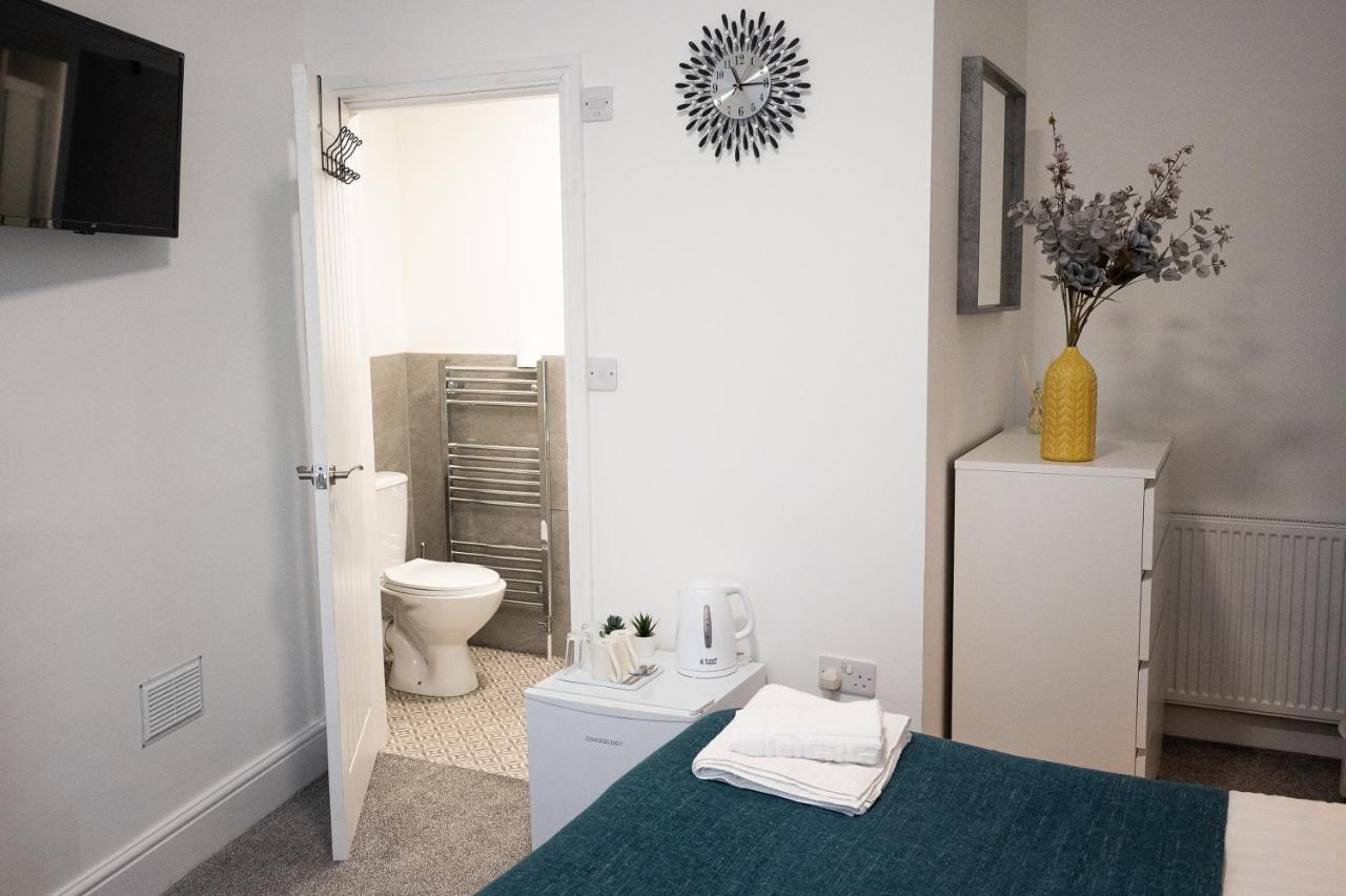 Elmo River Studios - 6 En-Suites In Wallasey - Easy Parking - Short And Long Stays Welcome Dış mekan fotoğraf